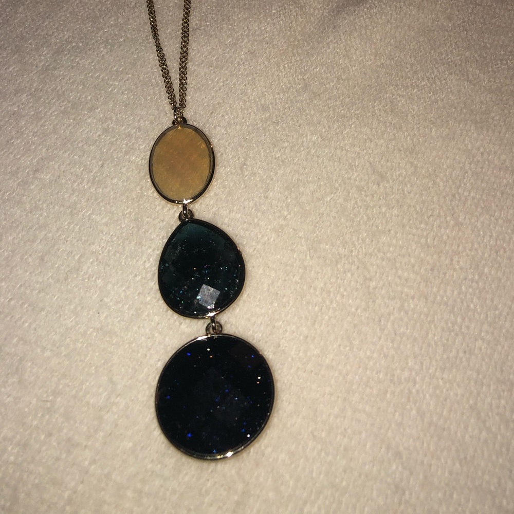 2 beautiful necklaces